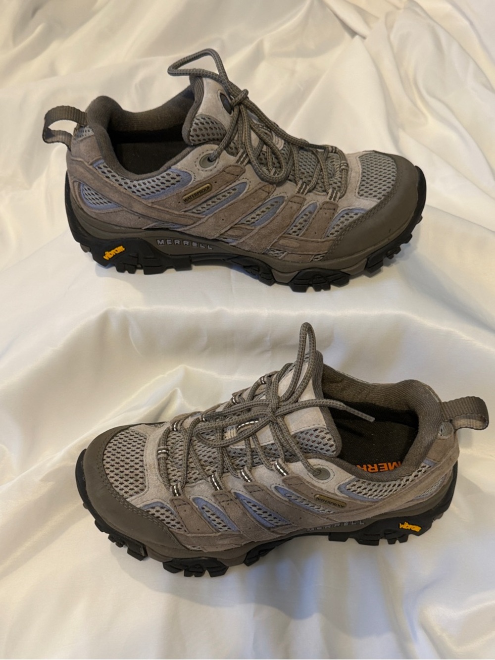 Merrell Moab 2 Hiking Shoes waterproof blue and Gray Women's Trail Shoes